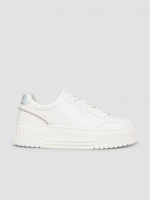 Foto van product Trainers met plateauzool en leo-detail s.Oliver wit