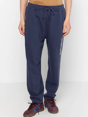 Foto van product Trainingsbroek Abercrombie & Fitch donkerblauw