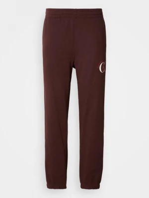 Foto van product Trainingsbroek Calvin Klein Jeans donkerbruin