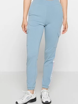 Foto van product Trainingsbroek EA7 Emporio Armani blauw