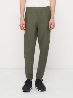 Foto van product Trainingsbroek EA7 Emporio Armani lichtgroen