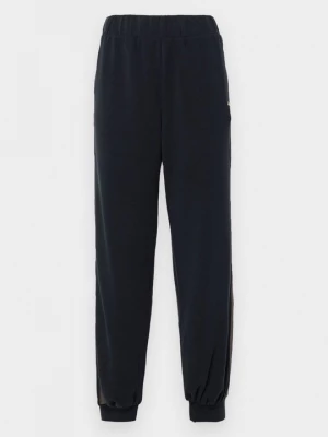 Foto van product Trainingsbroek EA7 Emporio Armani zwart