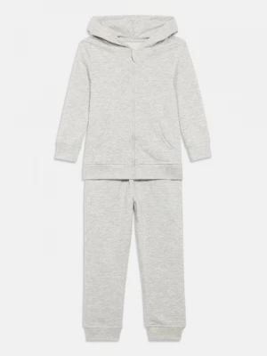 Foto van product Trainingsbroek Friboo By Zalando lichtgrijs gemêleerd