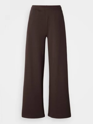 Foto van product Trainingsbroek Gina Tricot bruin