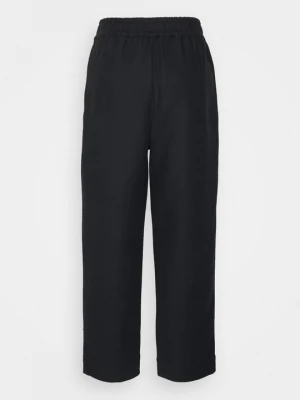 Foto van product Trainingsbroek MADEWELL grijs