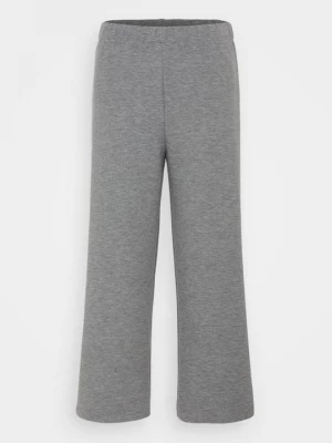 Foto van product Trainingsbroek Pieces grijs