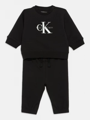Foto van product Trainingspak Calvin Klein Jeans zwart