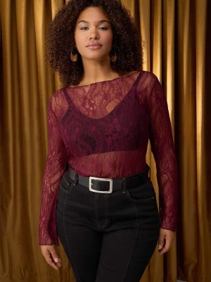 Foto van product Trendyol Curve Shirt bourgogne