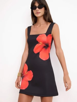 Foto van product Trendyol Jurk lichtrood / zwart