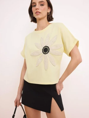 Foto van product Trendyol Shirt crème / pasteelgeel / zwart