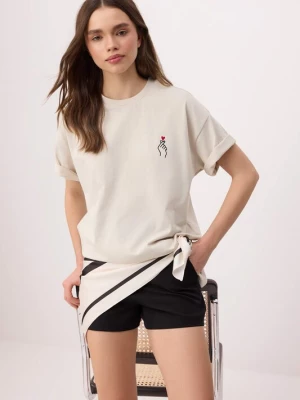 Foto van product Trendyol Shirt greige / rood / zwart