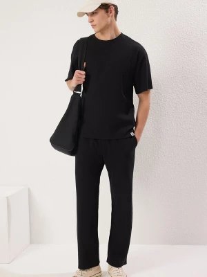 Foto van product Trendyol Shirt zwart