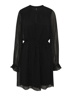 Foto van product Vero Moda Tall Jurk 'VMHERLE' zwart