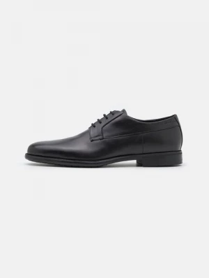 Foto van product Veterschoenen Hugo zwart
