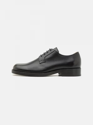 Foto van product Veterschoenen Tiger Of Sweden zwart