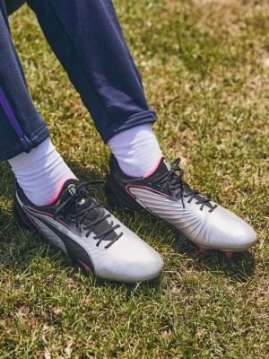 Foto van product Voetbalschoenen voor harde ondergrond Puma zilverkleurig