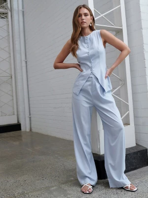 Foto van product Willa Top 'RISE TUNIC TOP' lichtblauw