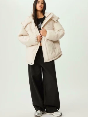 Foto van product Wintermantel Stradivarius beżowy