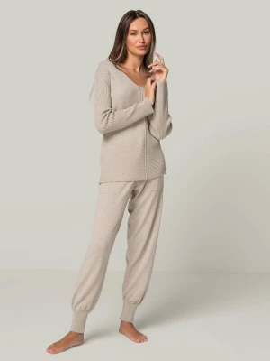 Foto van product YOU LOOK PERFECT Huispak 'LOUNGEWEAR SET - Pullover Blossom & Pants Bella' beige