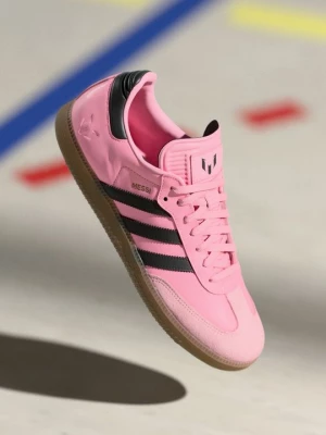 Foto van product Zaalvoetbalschoenen Adidas donkerroze