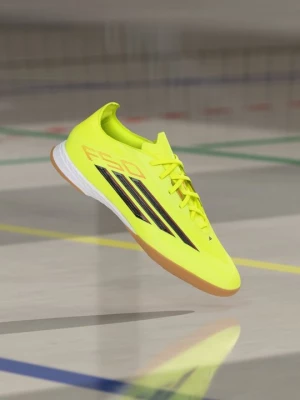 Foto van product Zaalvoetbalschoenen Adidas geel